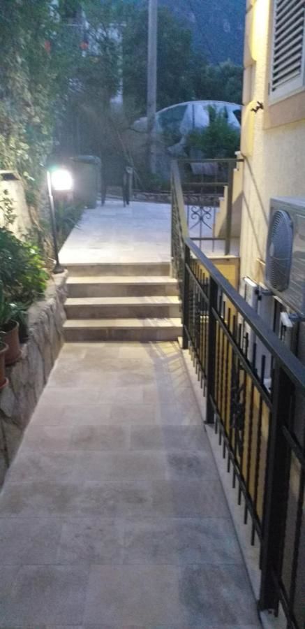 Апартаменты Apartments Savić Херцег-Нови-10