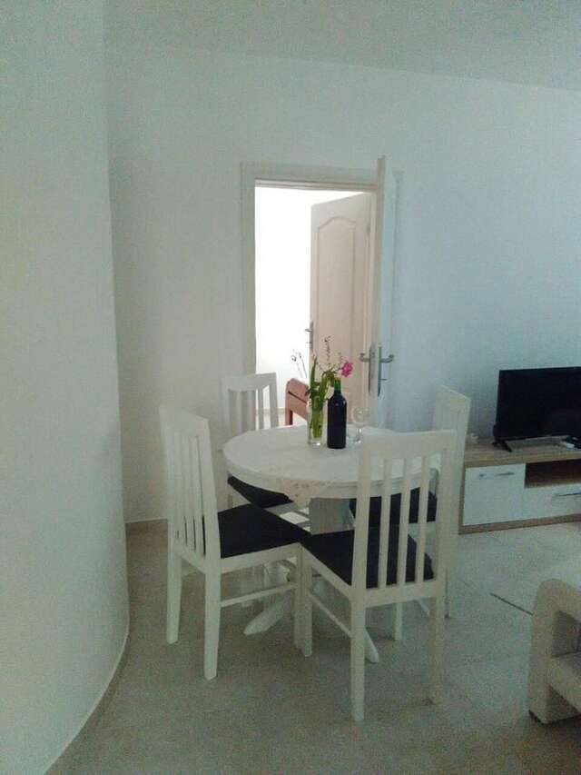 Апартаменты Apartments Savić Херцег-Нови-7