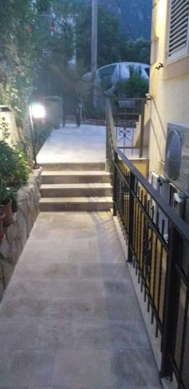Апартаменты Apartments Savić Херцег-Нови-9
